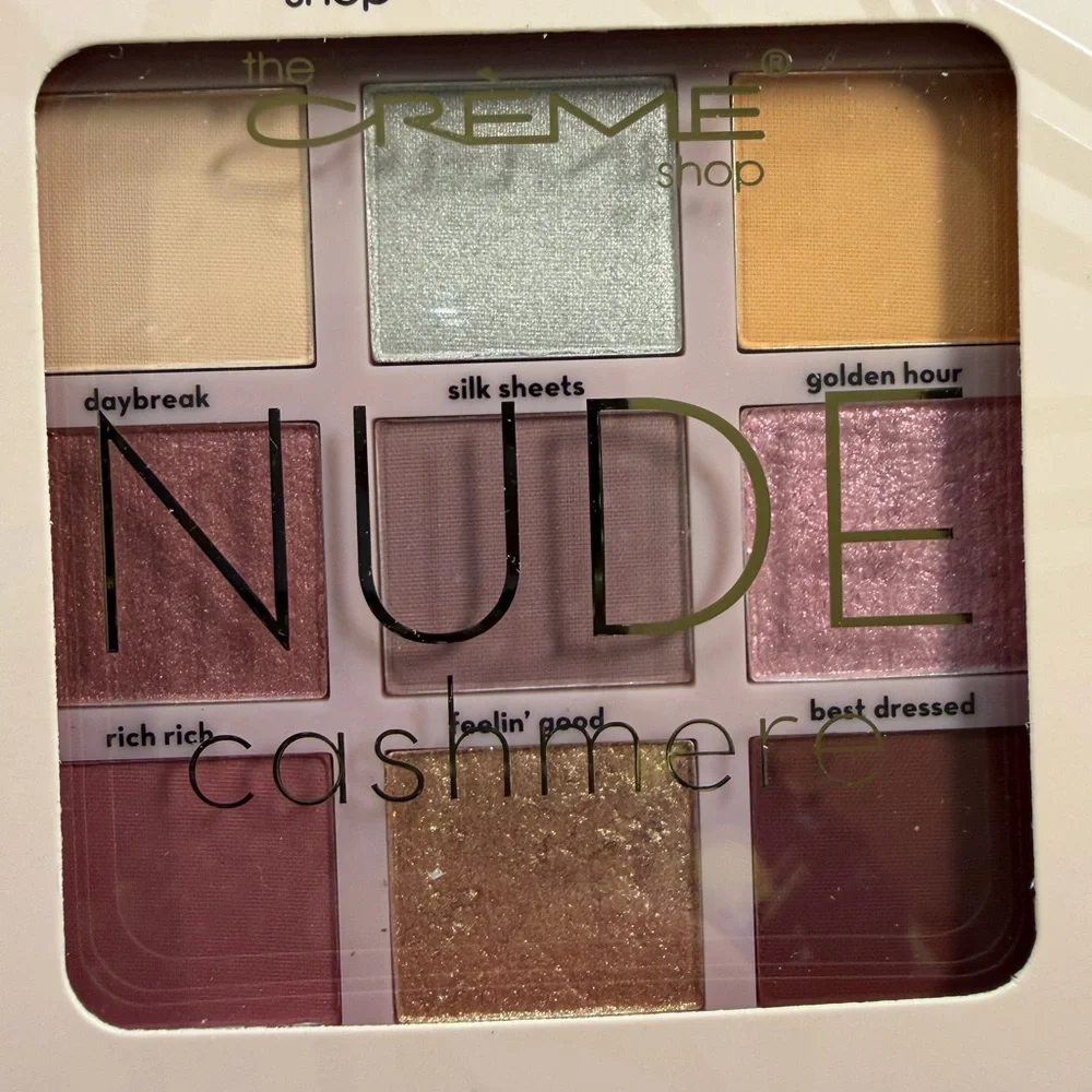 💜3/$15💜 Nude Cashmere Eyeshadow Palette